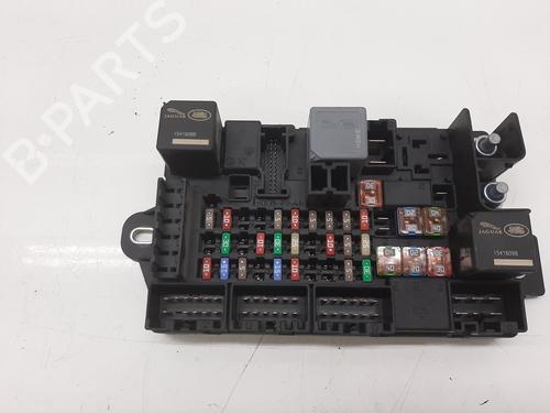 Used Fuse box Fuse box 26867650 26867650