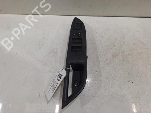 Used Right front window switch Right front window switch 38463489 38463489
