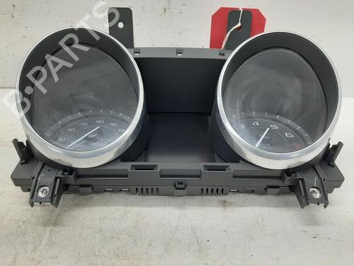 Instrument cluster JAGUAR XE (X760) 2.0 | BP26754660C47 