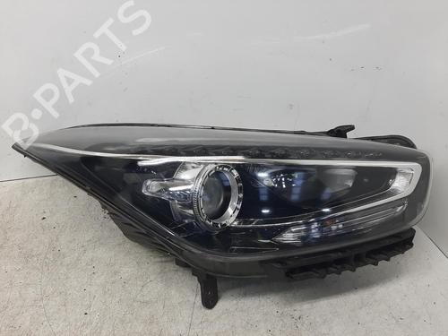 Right headlight HYUNDAI i40 I (VF) 1.7 CRDI | BP26796009C29 