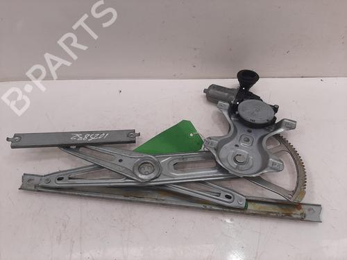 Rudehejsemekanisme ventre foran TOYOTA YARIS (_P13_) 1.3 (NSP130_, NSP130) (99 hp) 28449004