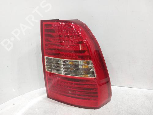 Used Right taillight KIA SPORTAGE II (JE_, KM_) 2.0 CRDi (140 hp) 26744522