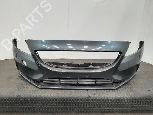 Used Front bumper Front bumper VOLVO V40 Hatchback (525) D2 (114 hp) 40267655 40267655