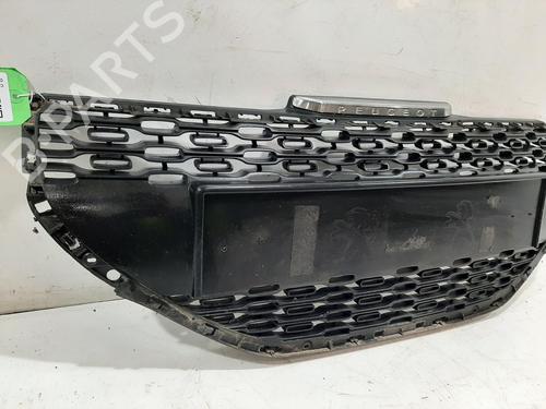 Grille PEUGEOT 208 I (CA_, CC_) 1.2 VTI 82 | BP29236152C40 