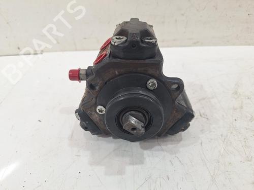 Pompe à injection VAUXHALL COMBO Mk II (C) Box Body/MPV (F25) 1.3 CDTI 16V (75 hp) 31964463