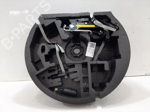 Used Jack Kit AUDI A3 Sportback (8PA) 1.6 TDI (105 hp) 30304078