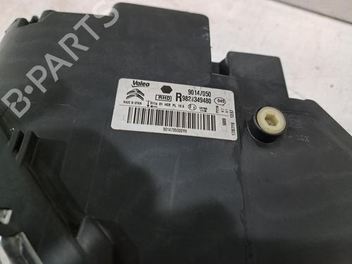 Right headlight CITROËN C4 CACTUS 1.2 THP 110 | BP31999419C29