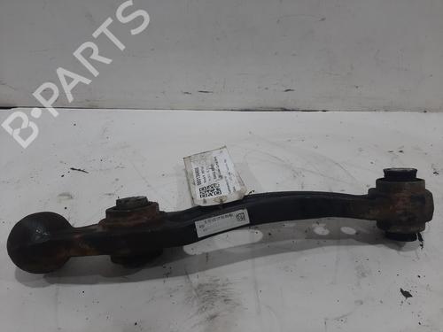 Used Right front suspension arm LAND ROVER RANGE ROVER IV (L405) 4.4 SDV8 4x4 (340 hp) 29636434