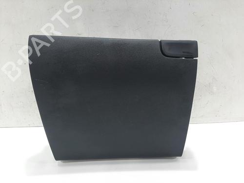 Handskerum SKODA YETI (5L) 1.2 TSI (105 hp) 32529236