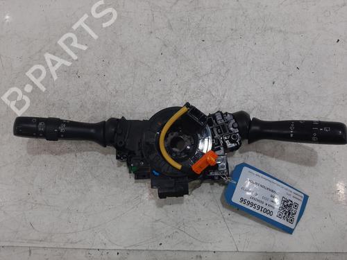 Used Switch Switch TOYOTA YARIS (_P13_) 1.3 (NSP130_, NSP130) (99 hp) 32976872 32976872