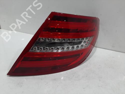 Used Right taillight Right taillight 37484956 37484956