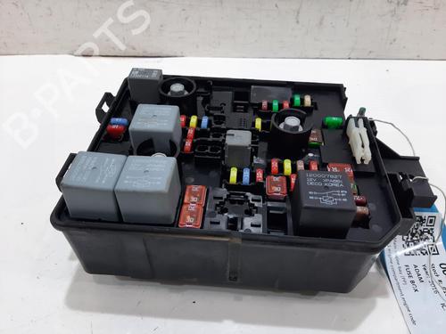 Fuse box VAUXHALL ADAM (M13) 1.2 | BP32214603E1 