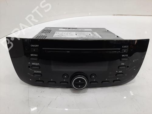 Bilradio FIAT PUNTO (199_) 1.4 (199AXB1A, 199BXB1A, 199BXB11, 199AXB11) (78 hp) 26836344