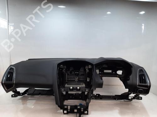 Instrumentbræt Instrumentbræt FORD FOCUS III 1.0 EcoBoost (100 hp) 33940398 33940398