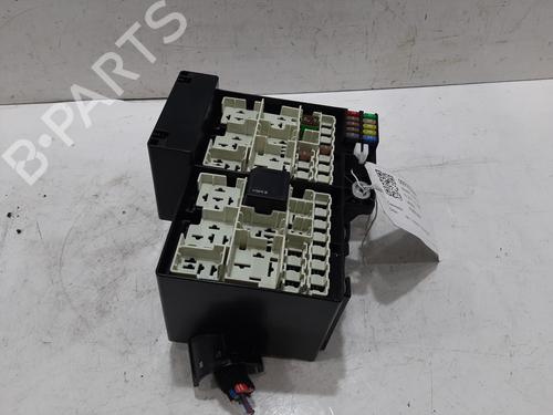 Used Fuse box JAGUAR I-PACE (X590) EV400 AWD (400 hp) 32214889
