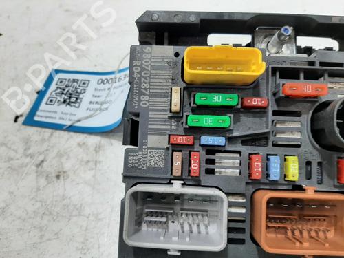 Fuse box CITROËN BERLINGO Box Body/MPV (B9) 1.6 HDi / BlueHDi 75 | BP32214940E1 