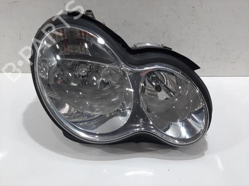 Used Right headlight MERCEDES-BENZ C-CLASS (W203) C 180 Kompressor (203.046) (143 hp) 32214741