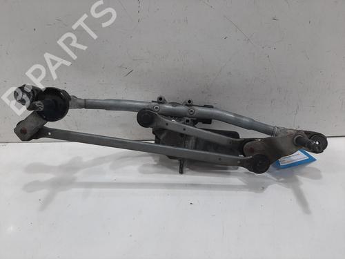 Used Front wiper motor KIA VENGA (YN) 1.6 CVVT (125 hp) 31361697