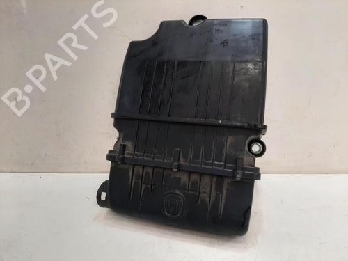 Used Air filter box Air filter box FIAT PUNTO (199_) 1.2 (199AXZ1A, 199BXZ1A) (69 hp) 35768258 35768258