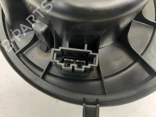 Heater blower motor VW TOURAN (1T1, 1T2) 1.9 TDI | BP26834310M62 