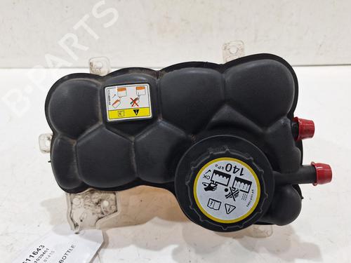 expansion-tank-jaguar-f-pace-x761-2015-31769176 main image