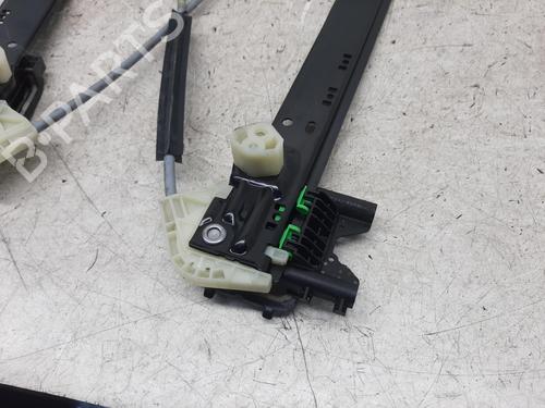 Rear left window mechanism LAND ROVER RANGE ROVER IV (L405) 4.4 SDV8 4x4 | BP26747796C24 
