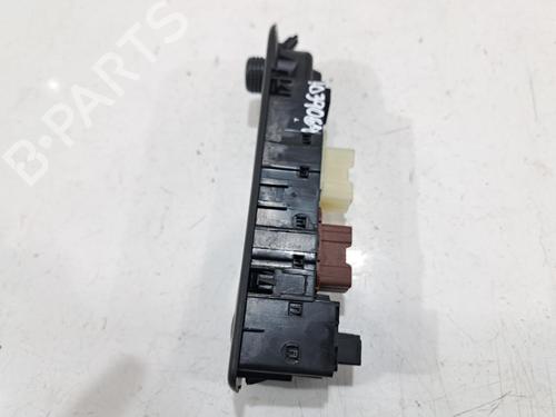 Switch RENAULT CAPTUR I (J5_, H5_) 0.9 TCe 90 | BP31628531I30