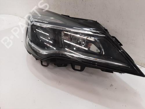 Faro derecho VAUXHALL ASTRA Mk VII (K) (B16) 1.6 CDTi (136 hp) 32851831