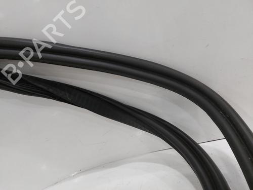 Rubber door seal LAND ROVER DEFENDER Station Wagon (L663) D250 MHEV 4x4 | BP29235711C142 