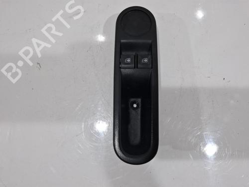 Used Right front window switch Right front window switch RENAULT TWINGO III (BCM_, BCA_) 1.0 SCe 70 (71 hp) 39724802 39724802