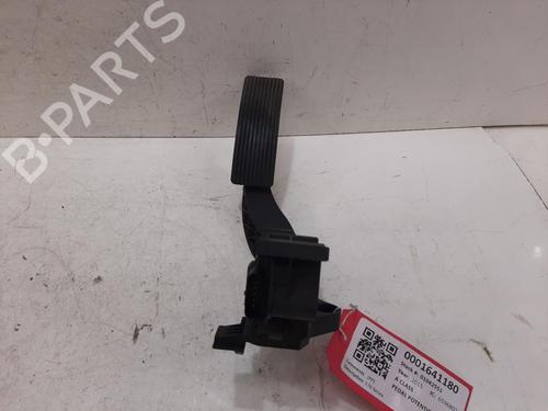 Pedal für MERCEDES-BENZ A-CLASS (W176) A 200 CDI / d (176.008) (136 hp) 32357739