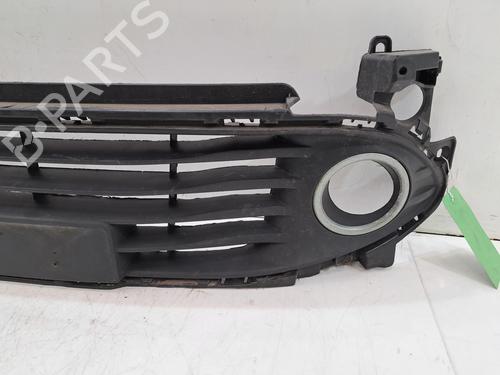 Grille RENAULT CLIO IV (BH_) 1.5 dCi 90 | BP29988556C40 