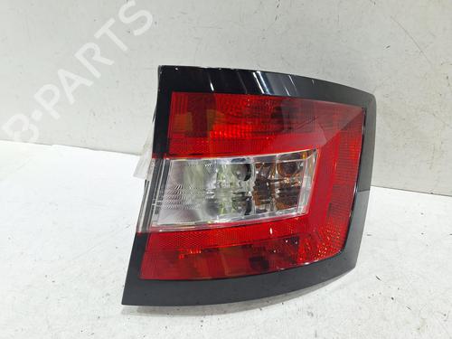 Used Right taillight SKODA FABIA III Estate (NJ5) 1.2 TSI (110 hp) 32381136