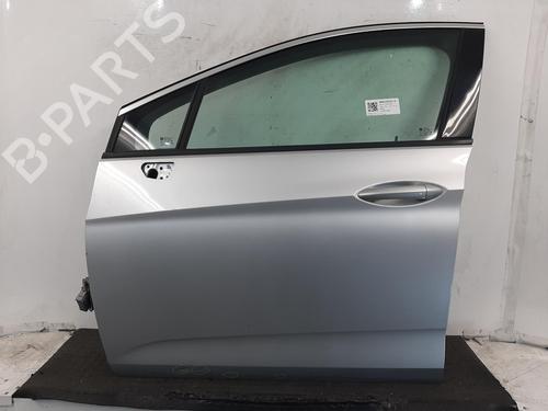 Used Left front door VAUXHALL ASTRA Mk VII (K) (B16) 1.6 CDTi (136 hp) 30324856