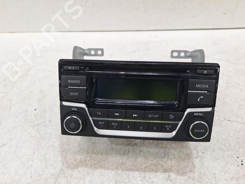 Used Radio NISSAN JUKE (F15) 1.2 DIG-T (115 hp) 32171793