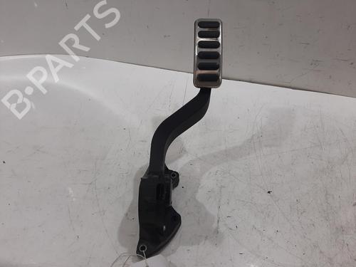 Pedale Pedale LAND ROVER RANGE ROVER SPORT II (L494) 4.4 SDV8 4x4 (340 hp) 36879032 36879032