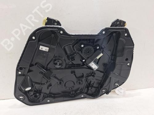 Rudehejsemekanisme Højre foran BMW 1 (F40) M 135 i xDrive (306 hp) 32171728