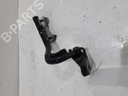 hingedoor-check-strap-jaguar-i-pace-x590-2018-34339079 main image