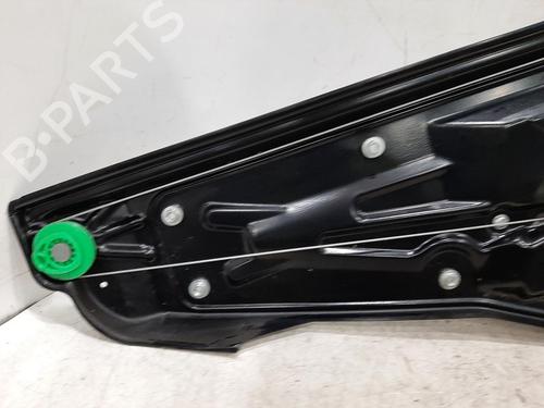 Rear left window mechanism LAND ROVER DISCOVERY IV (L319) 3.0 SDV6 4x4 | BP26826043C24 