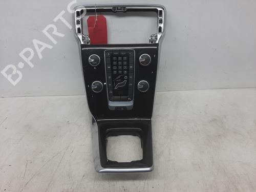 Used Climate control VOLVO V40 Hatchback (525) T3 (152 hp) 26747411