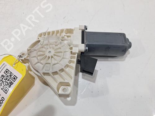 Używane Mechanizm podnoszenia szyby przedniej prawej MERCEDES-BENZ A-CLASS (W169) A 160 (169.031, 169.331) (95 hp) 32121026