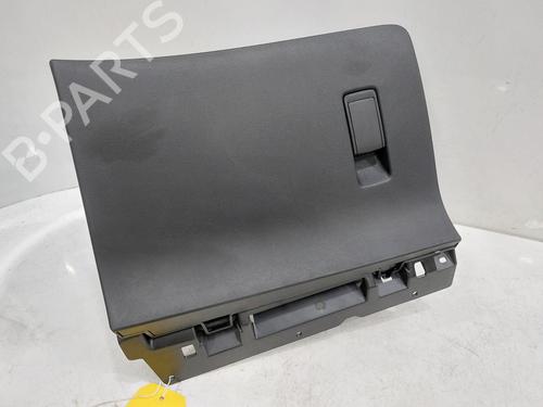 Used Glove box PEUGEOT 2008 II (UD_, US_, UY_, UJ_, UR_, UC_) e-2008 (UKZKXZ) (136 hp) 26864444