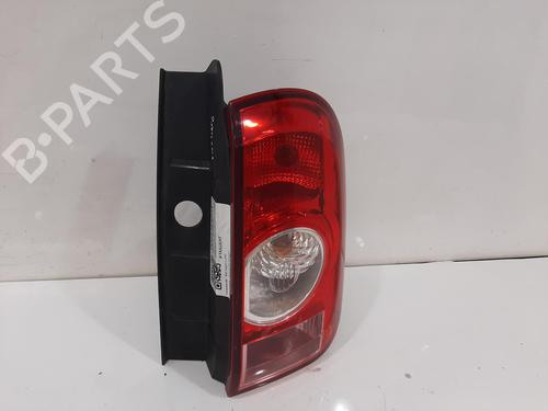 right-taillight-dacia-duster-hs_-2010-2011-2012-2013-2014-2015-2016-2017-2018-36966650 main image
