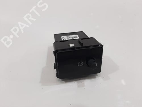 electronic-module-jaguar-i-pace-x590-2018-34101296 main image