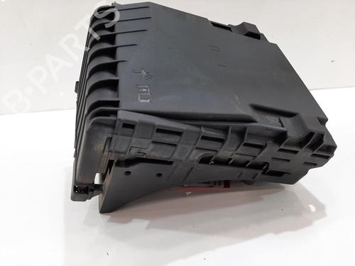 Fuse box VW GOLF VI (5K1) 1.6 TDI | BP33868374E1 - Image 6