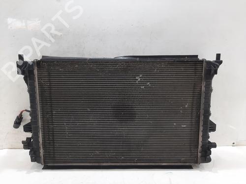 Used Water radiator Water radiator AUDI A3 Sportback (8VA, 8VF) 1.0 TFSI (115 hp) 33647263 33647263