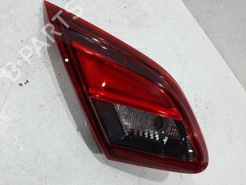 Feu arrière gauche VAUXHALL CORSA Mk IV (E) (X15) 1.4 (75 hp) 32325234