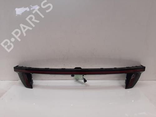 Used Rear center light Rear center light 37034199 37034199