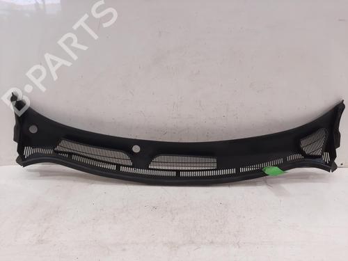 Griglia sotto parabrezza Griglia sotto parabrezza FORD FIESTA VI (CB1, CCN) 1.0 (80 hp) 33754001 33754001