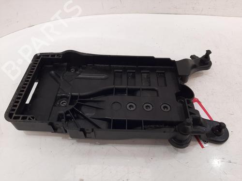 Støtte Støtte VW POLO VI (AW1, BZ1, AE1) 1.0 TSI (95 hp) 33647600 33647600